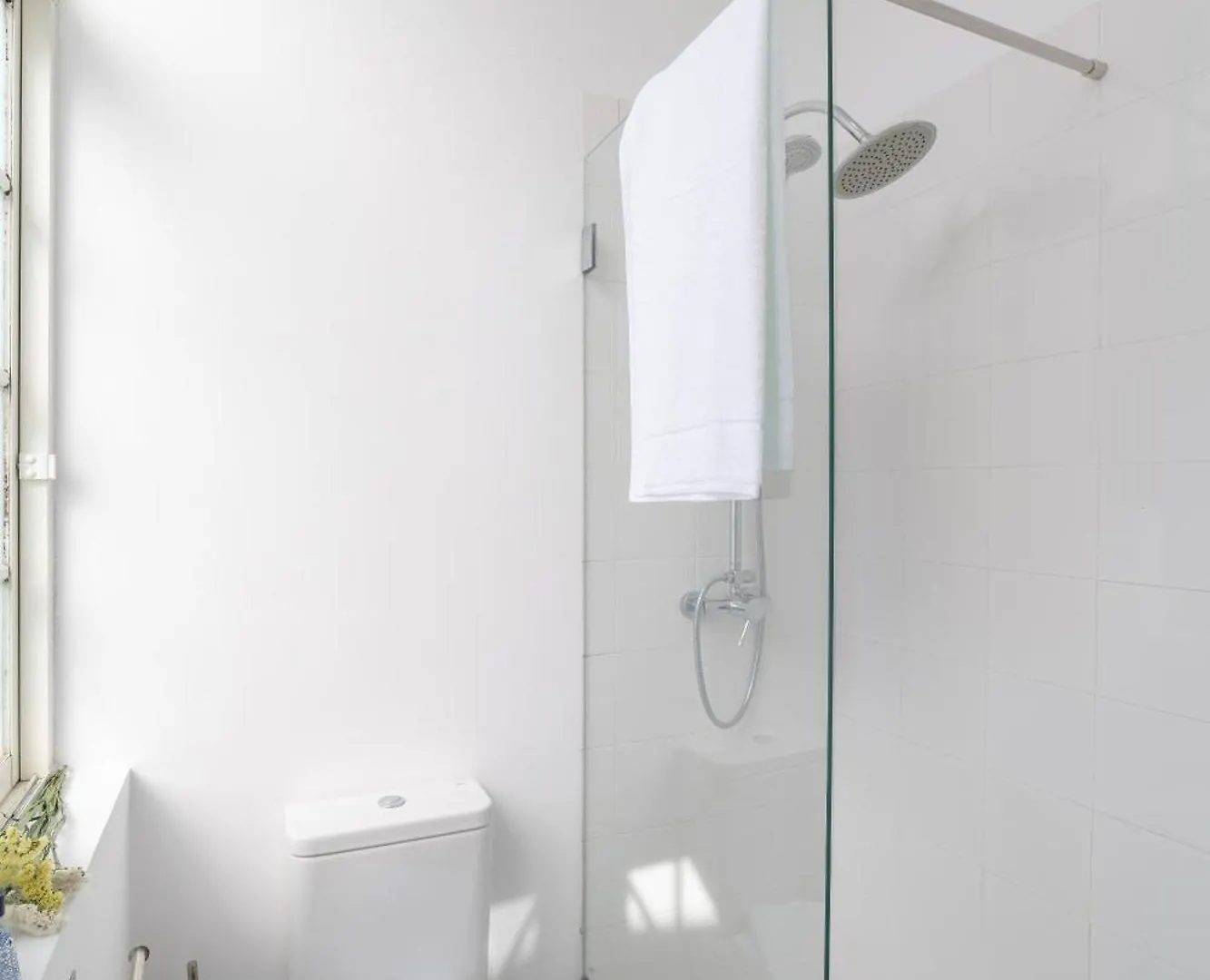 Desterro 2 - Historical Four-Bedroom Apartment Лиссабон 0*,
