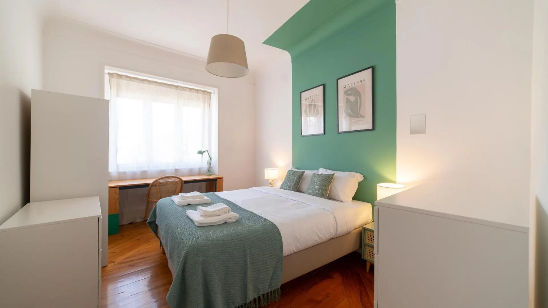Desterro 2 - Historical Four-Bedroom Apartment Lisboa